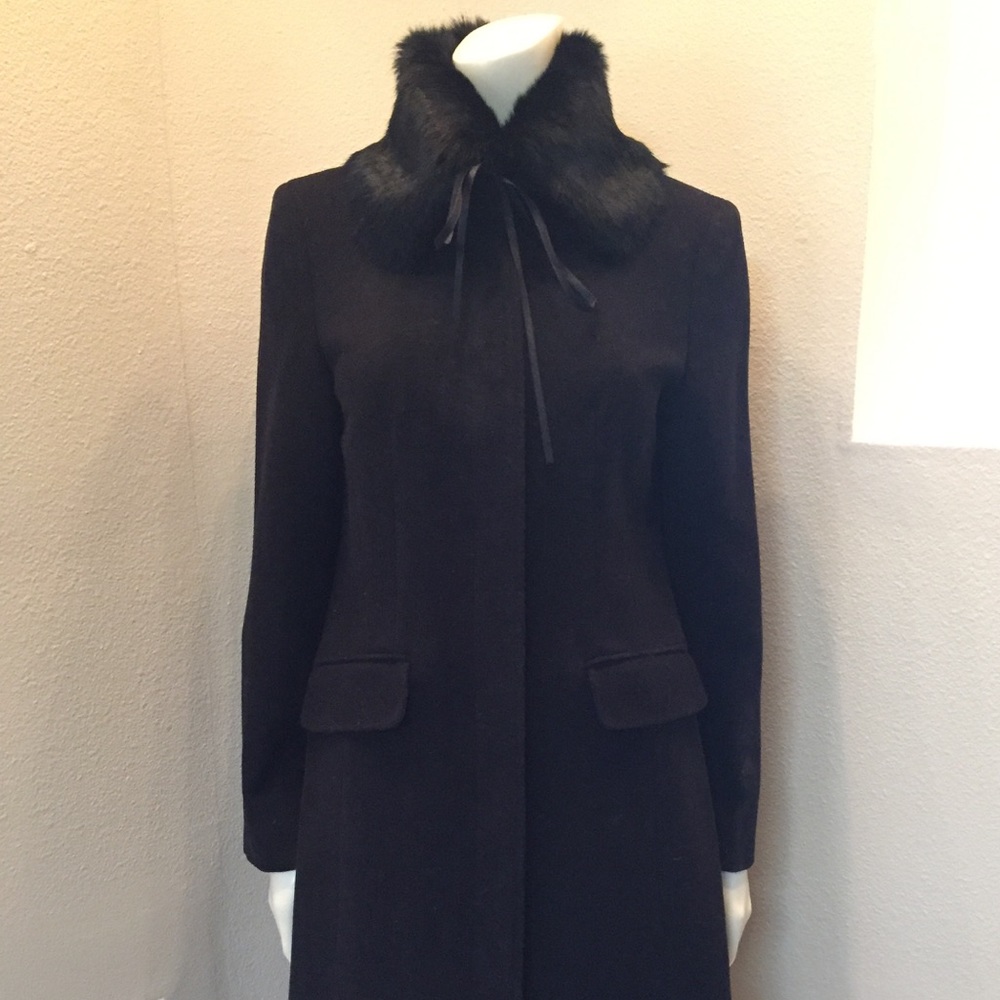 Wool coat with mink