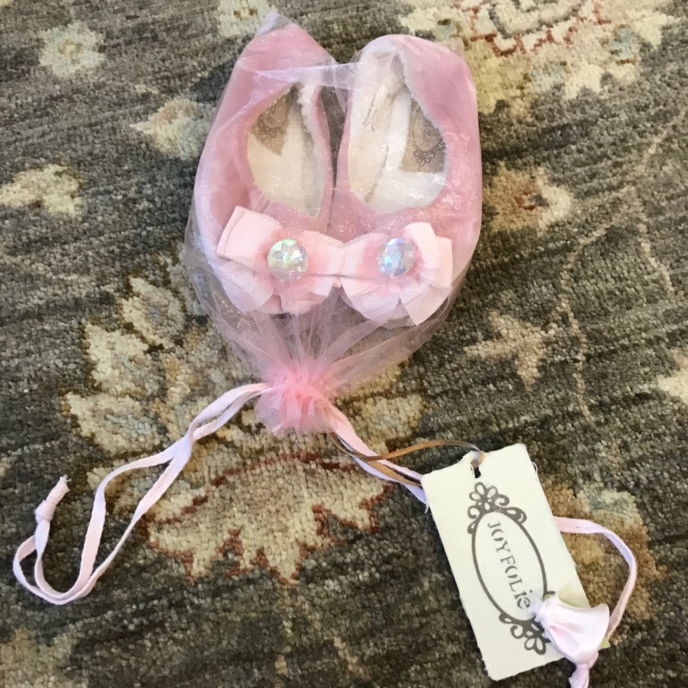 Joyfolie house slippers