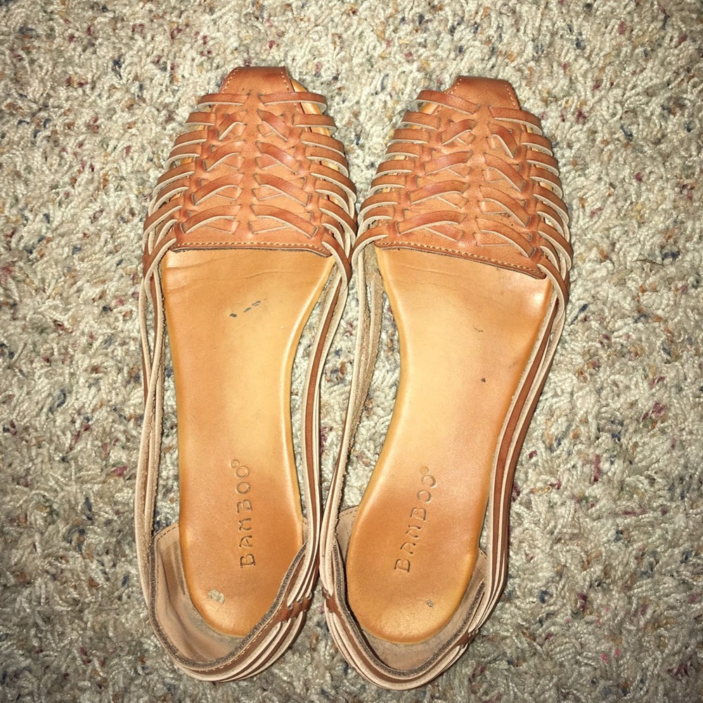 WOVEN SANDALS