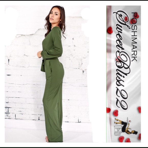 ✨Olive Green Jumpsuit ✨ - Picture 2 of 3