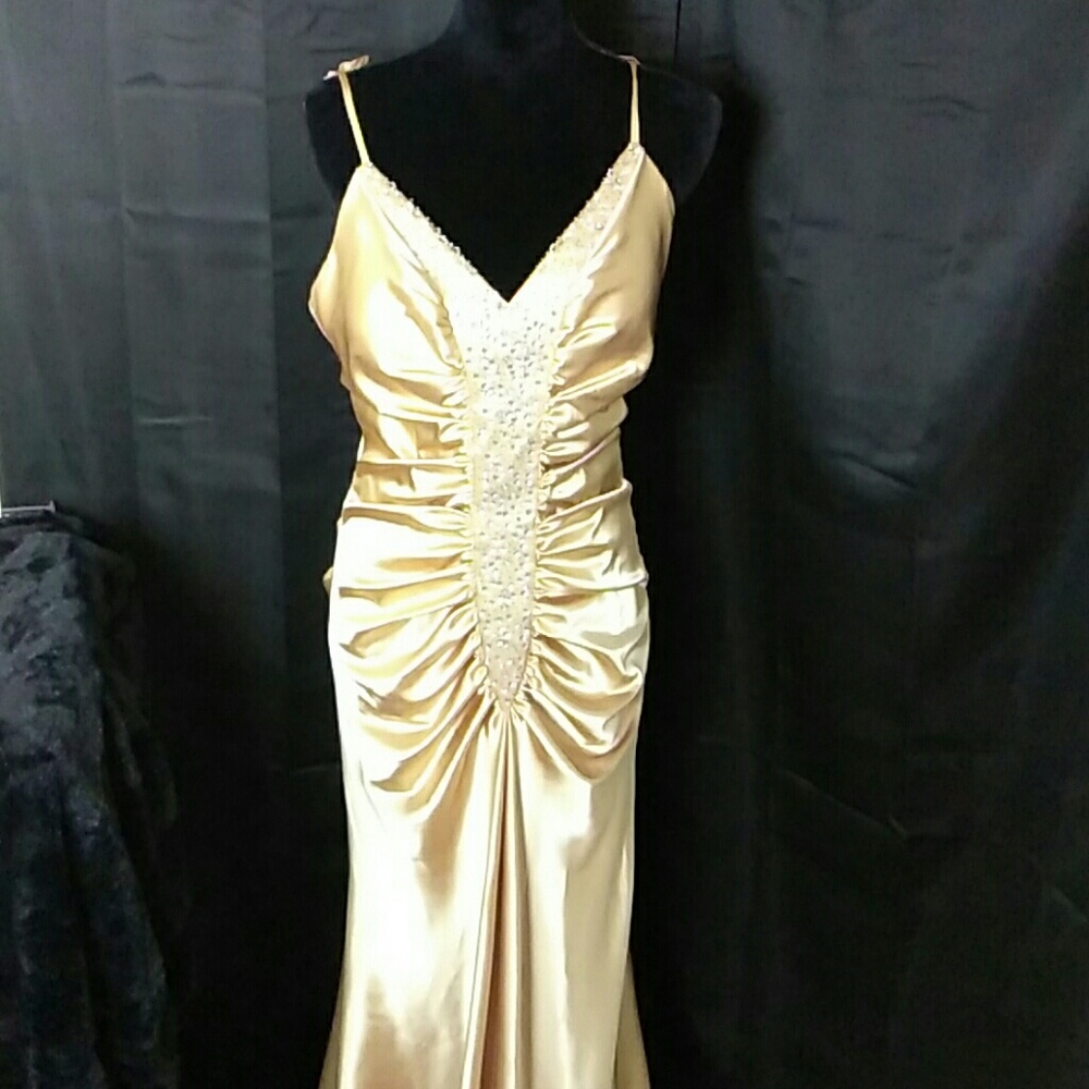 LENOVIA EVENING DRESS