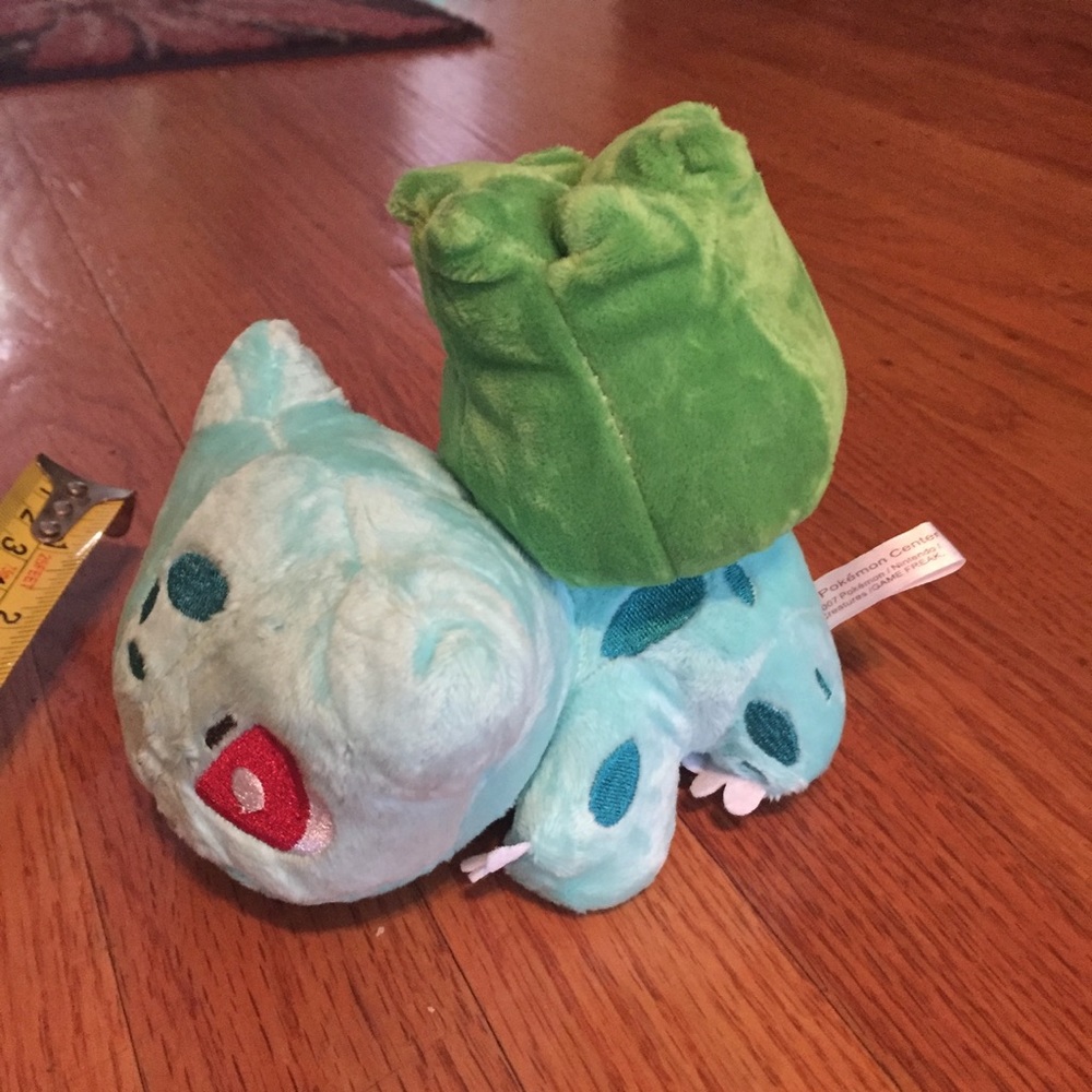Pokemon Bulbasaur plush toy so soft. Brand new - Picture 2 of 4