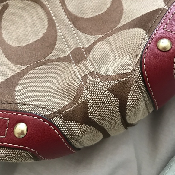 🎉🎉SALE!! Coach bag - Picture 4 of 4