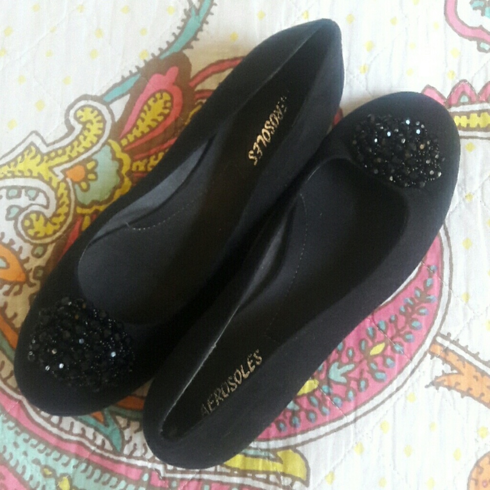 Black Beaded Aerosoles