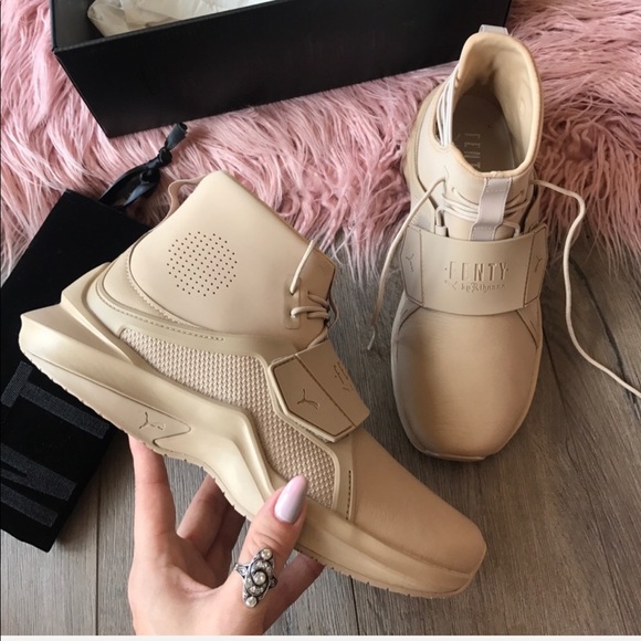 NWT Puma x Fenty shoes - Picture 4 of 8