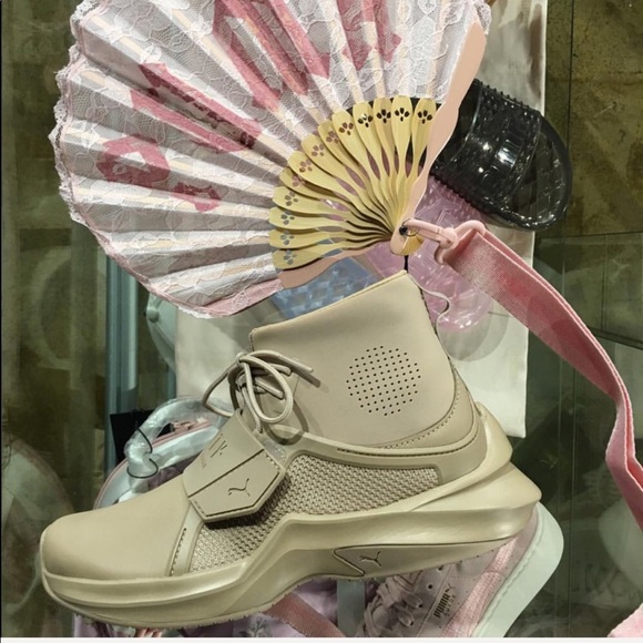 NWT Puma x Fenty shoes - Picture 5 of 8
