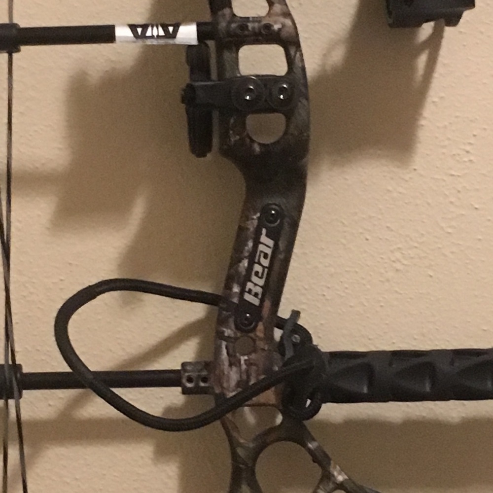 Bow - Picture 2 of 2