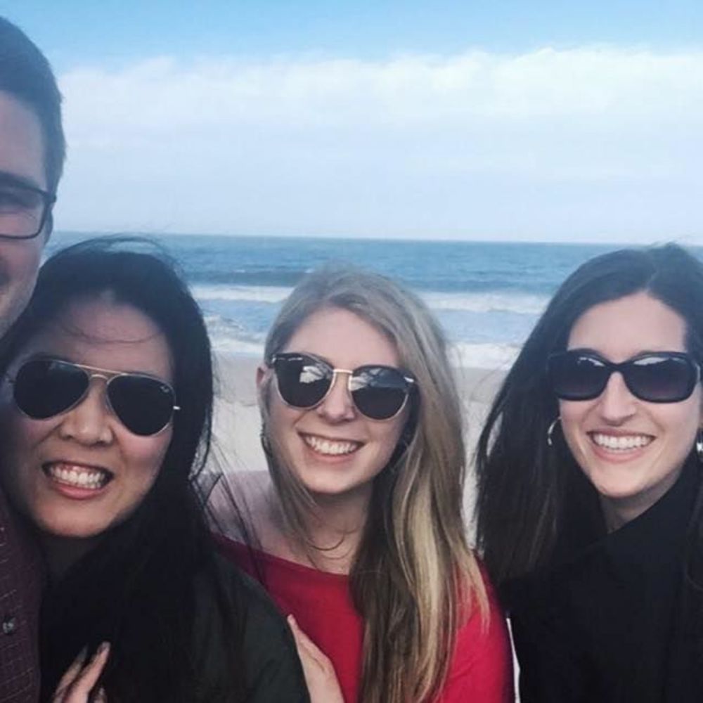 Meet your Posher, Laura