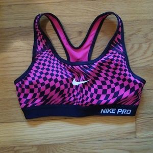 Nike Pro Sports Bra