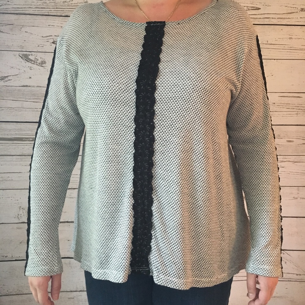 Black and White Lace Accented Long Sleeved Shirt