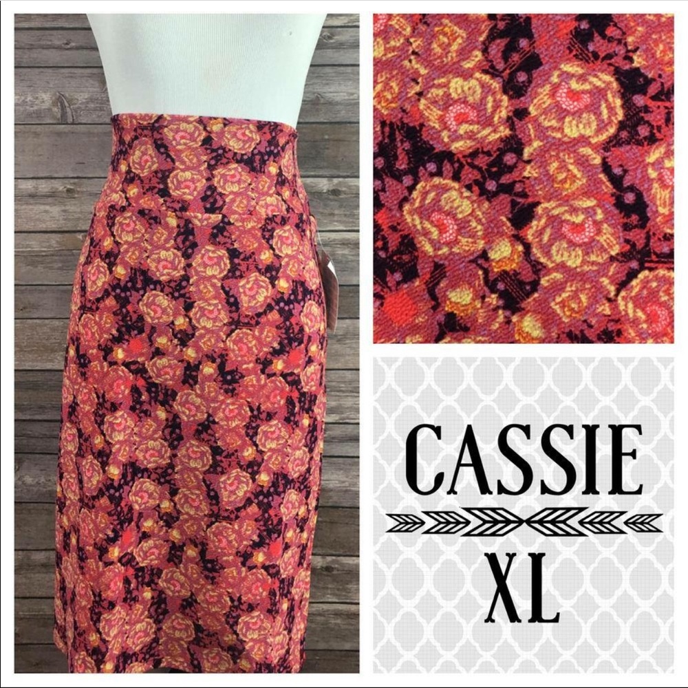 🚫SOLD🚫LuLaRoe Cassie - Gorgeous Primrose