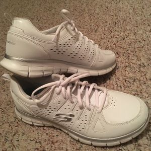 Skechers Tennis/Running Shoes