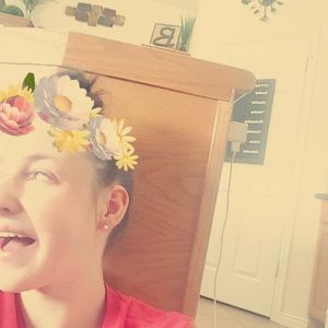 Meet your Posher, Olivia