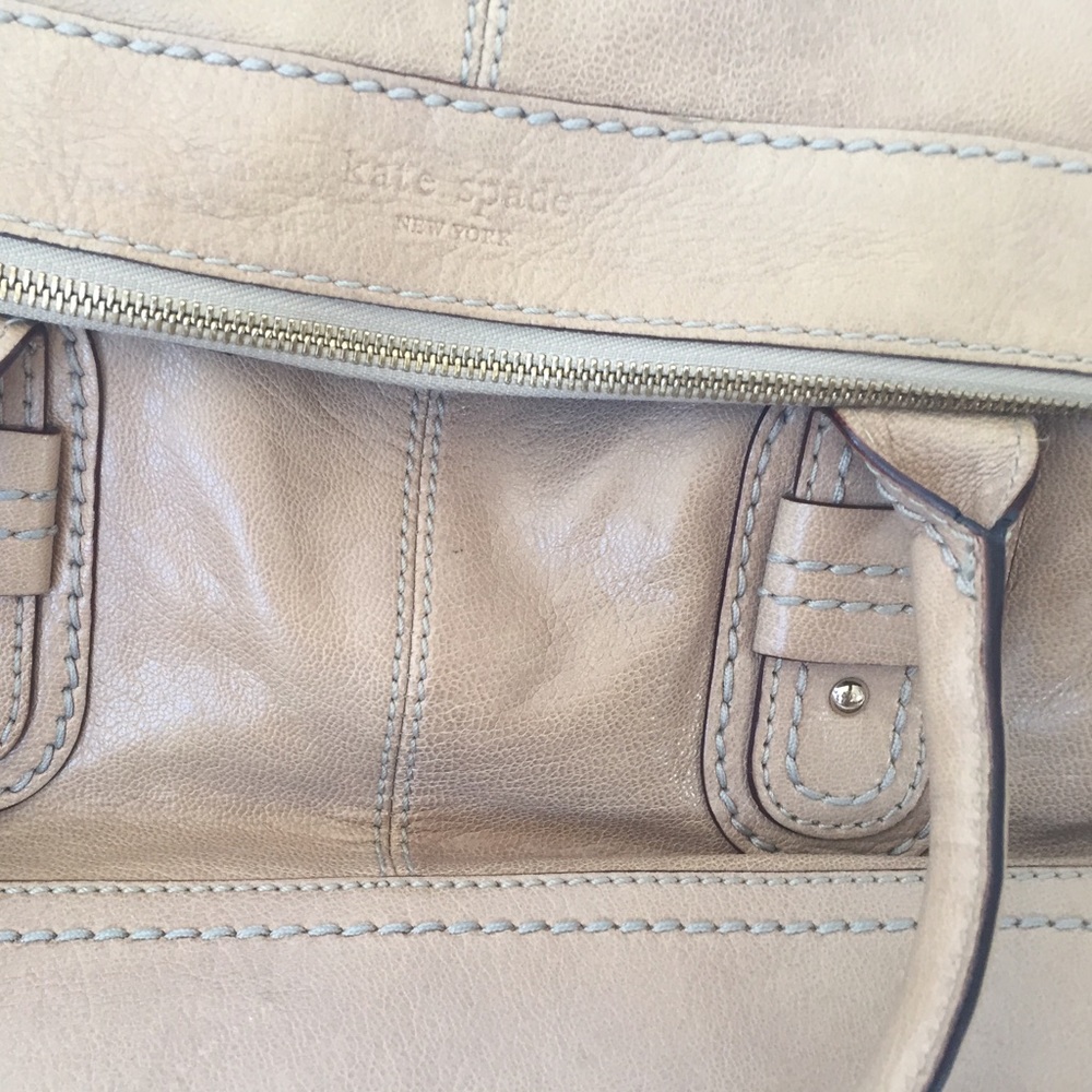 Handbag - Picture 3 of 4