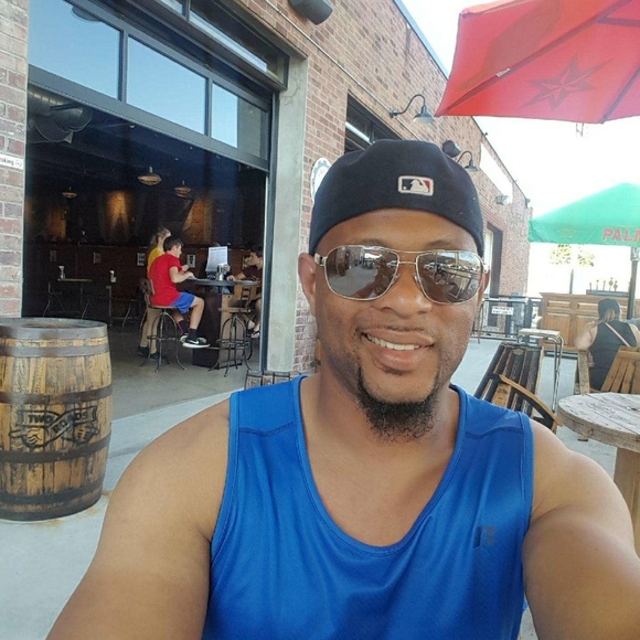 Meet your Posher, Clinton - Picture 7 of 8