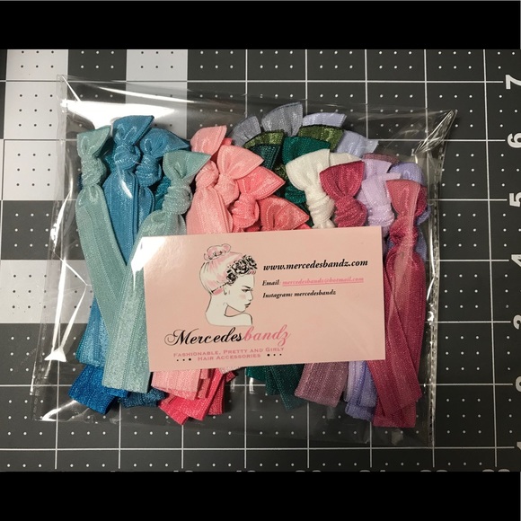 Lot of 40 Hair Ties - Picture 5 of 6