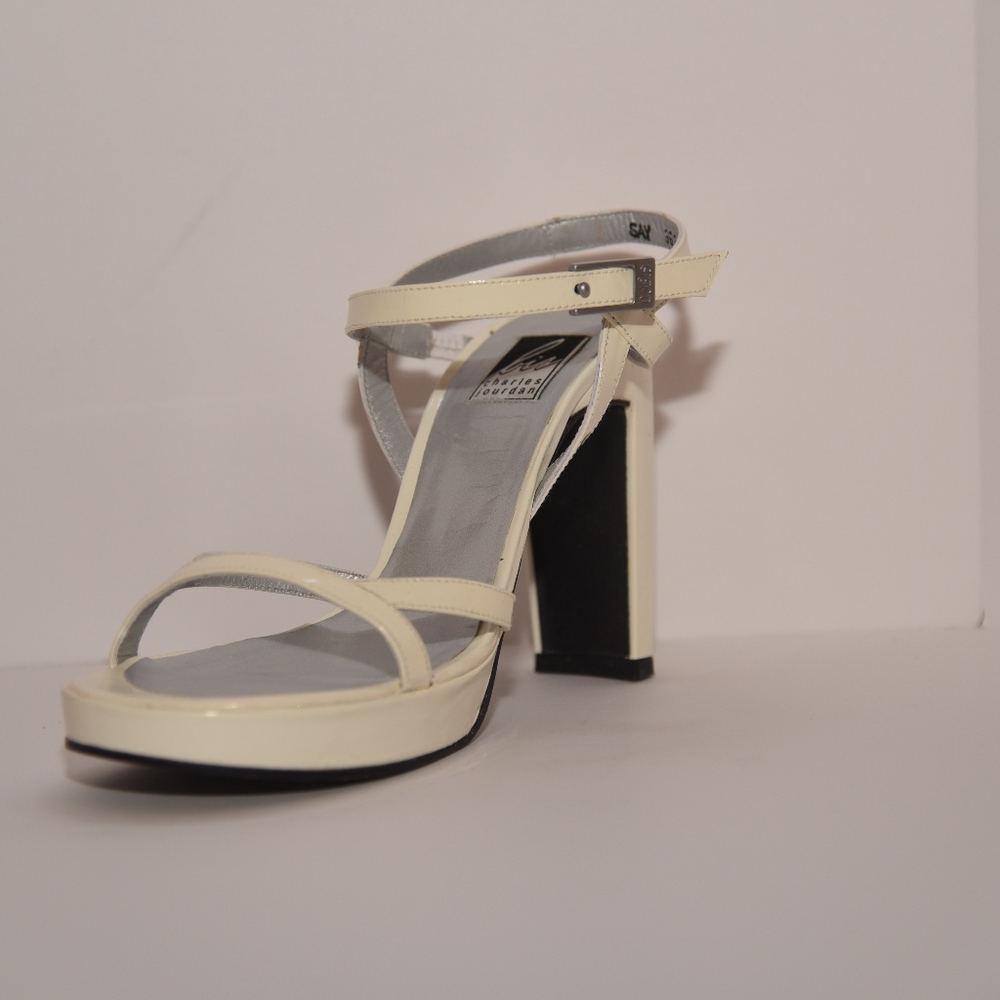 bis Charles Jourdan off white heels size 7.5