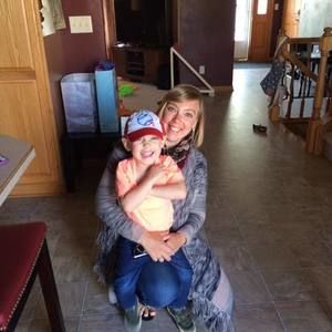 Meet your Posher, Casey