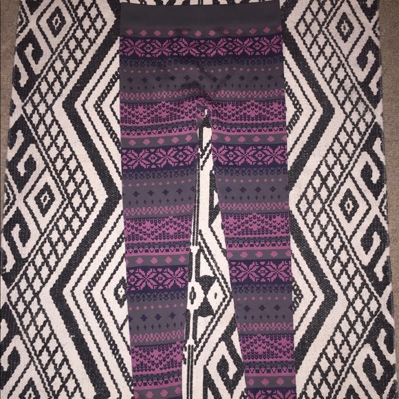 Perfect Fall Aztec Sweater Leggings - Picture 1 of 1