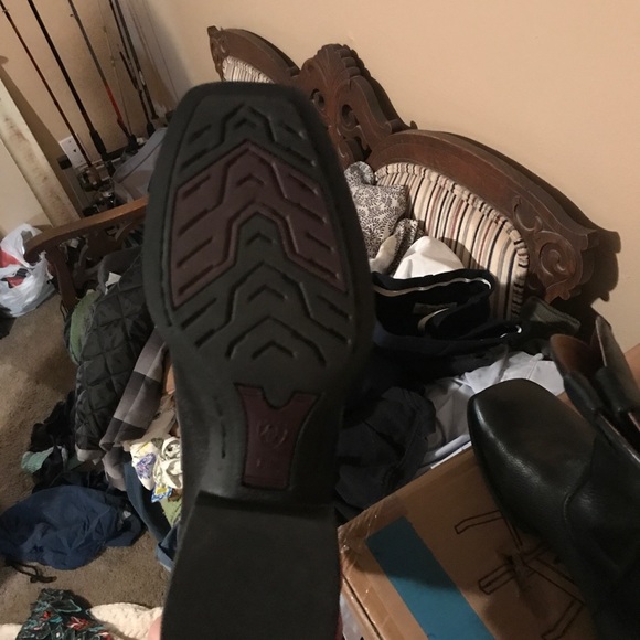 Ariat black leather ropers - Picture 4 of 5