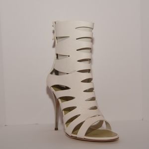 Giuseppe Zanotti size 7.5 off white gladiator
