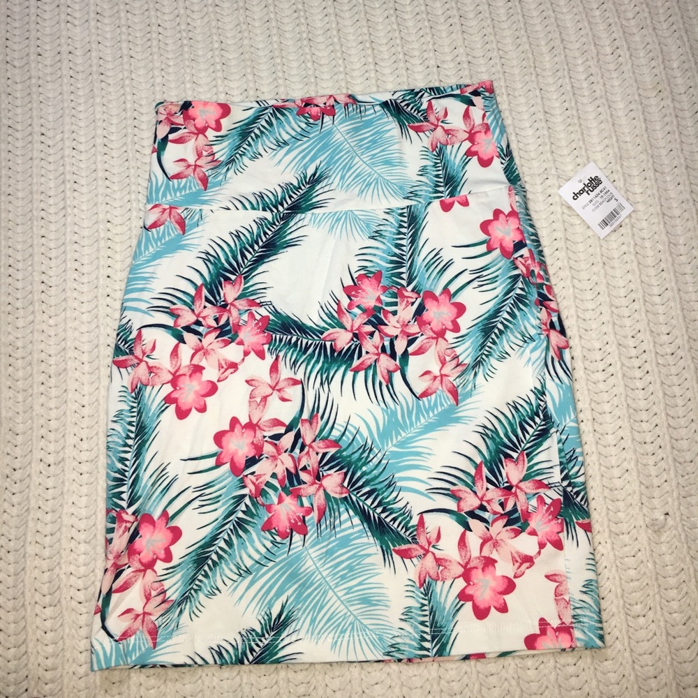 NWT Charlotte Russe Beach Mini Skirt