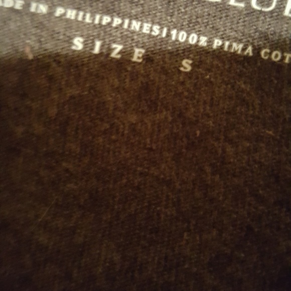 Gray Ruffle front Top - Picture 3 of 4