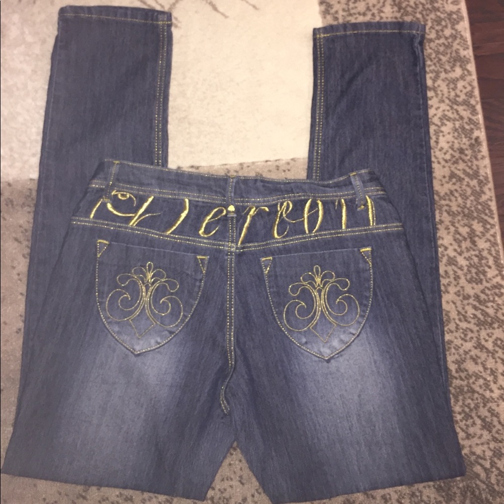 EUC Women's DEREON Embellished Skinny Jeans