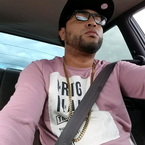 Meet your Posher, Pedro - Picture 1 of 1