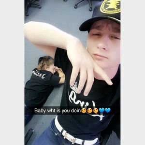 Meet your Posher, Bradley