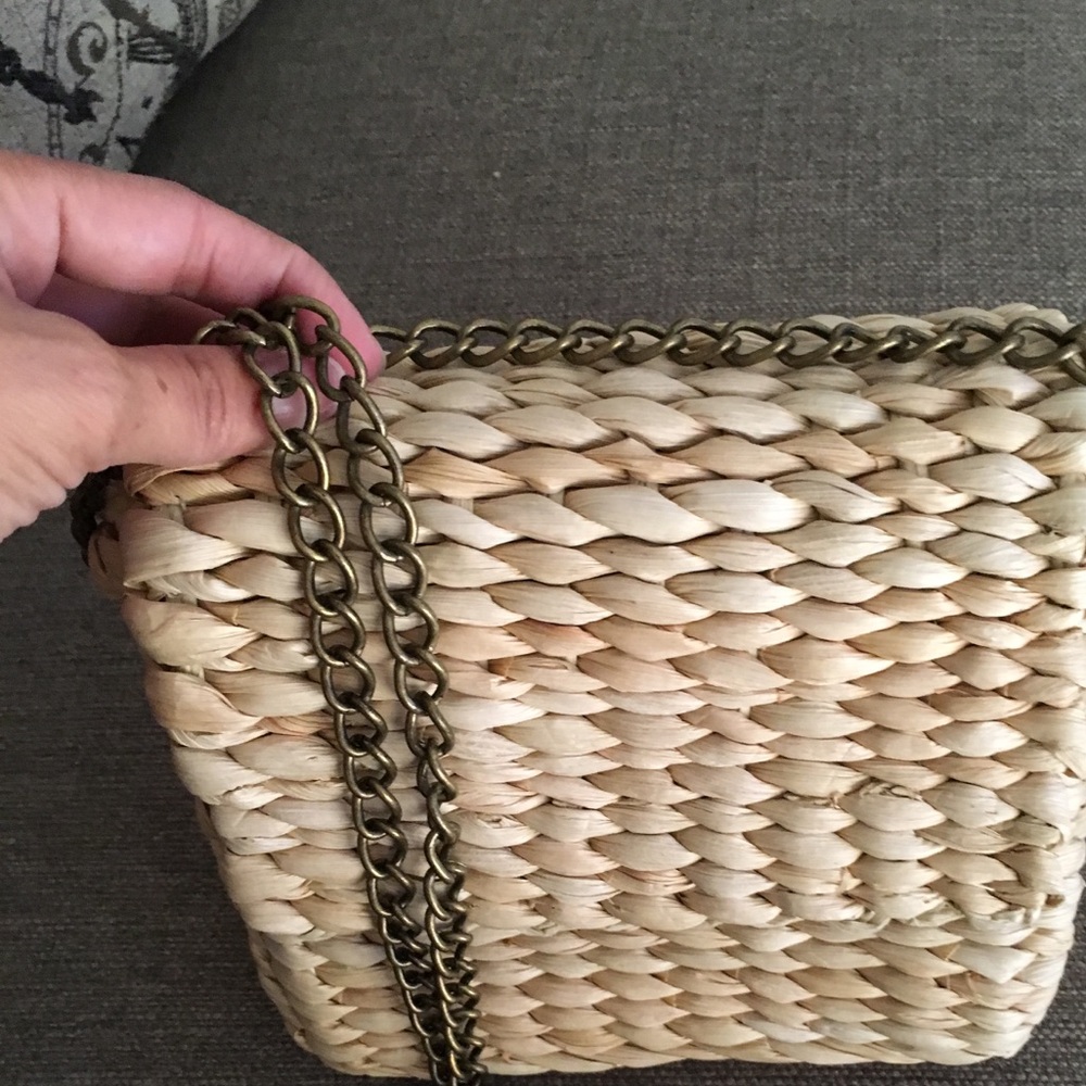 🔥🔥 New UO STRAW PURSE🔥🔥