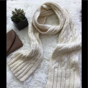 Hand knit scarf