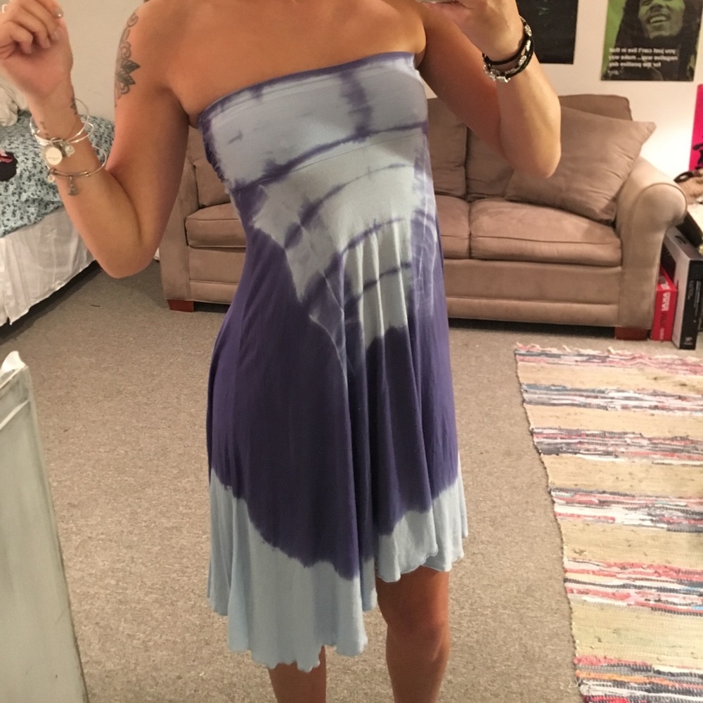 Tie dye strapless dress