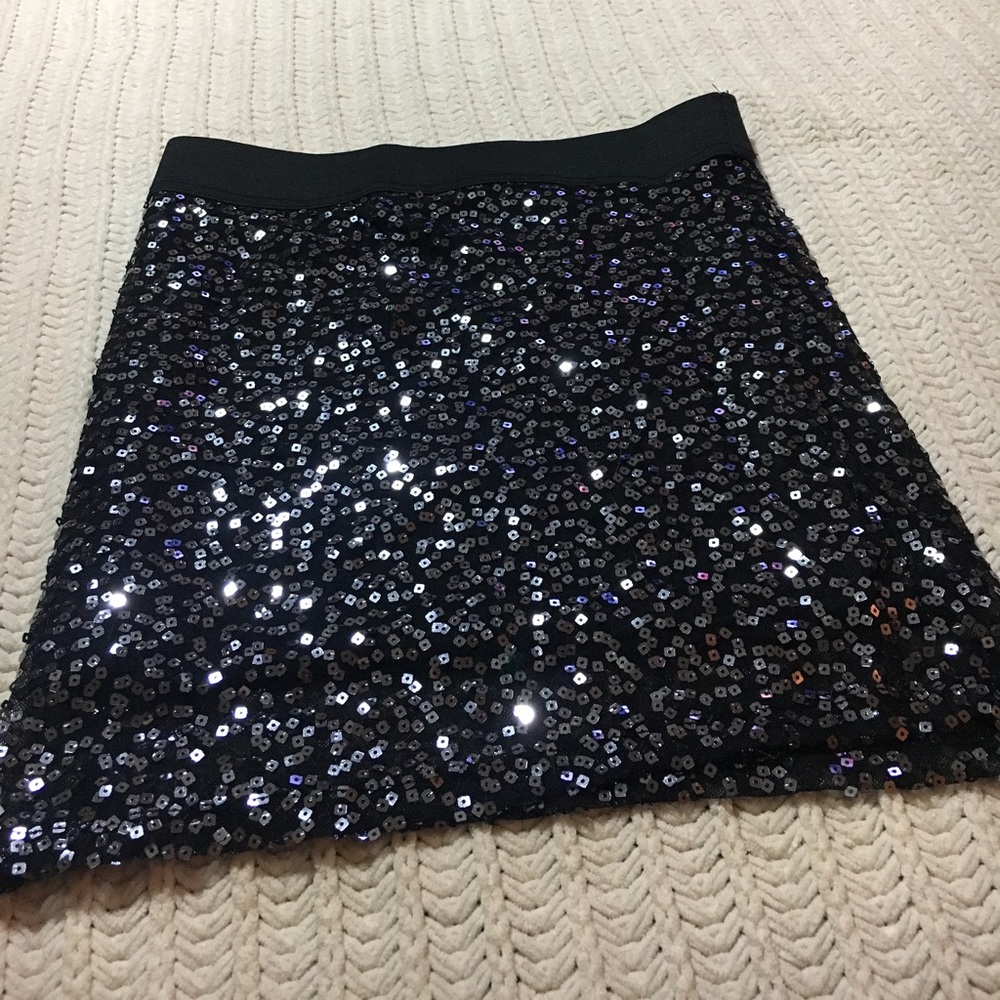⭐️⭐️ Forever 21 SPARKLE Mini Skirt 🔥