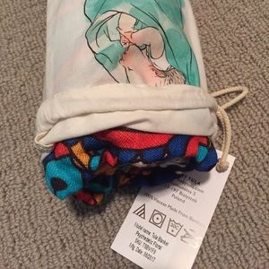 Psychedelic single Tula Blanket