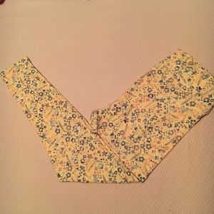 Brand new, never worn LuLaRoe TC Floral Leggings