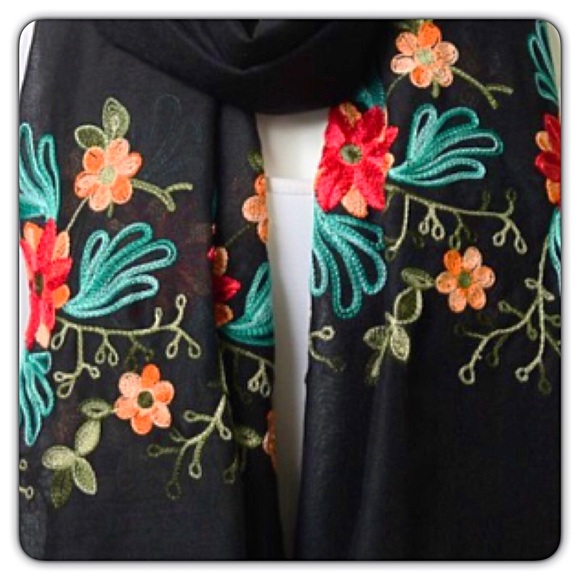 Boho Floral Embroidered Lightweight Scarf - Picture 4 of 4