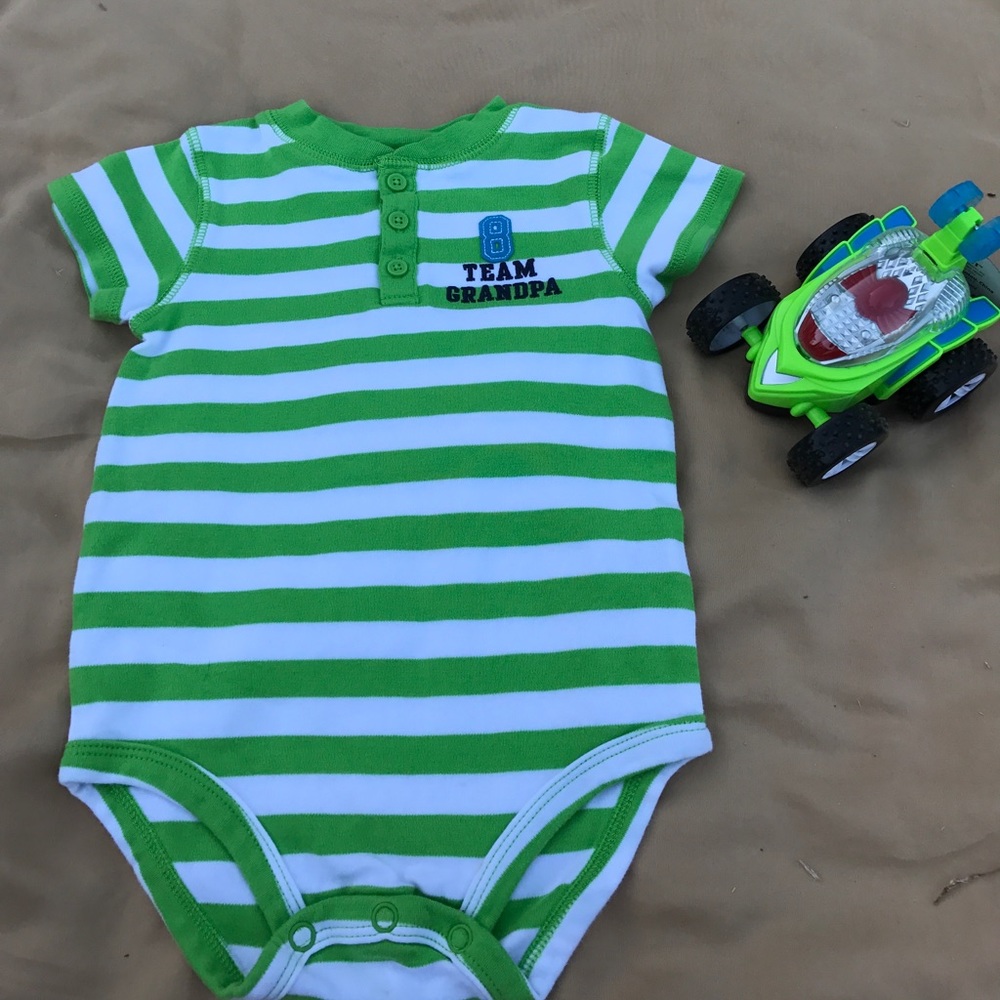 24m onesie/bodysuit