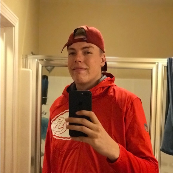 Meet your Posher, Daniel - Picture 1 of 1