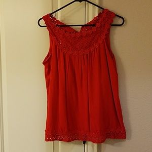 Red flower top