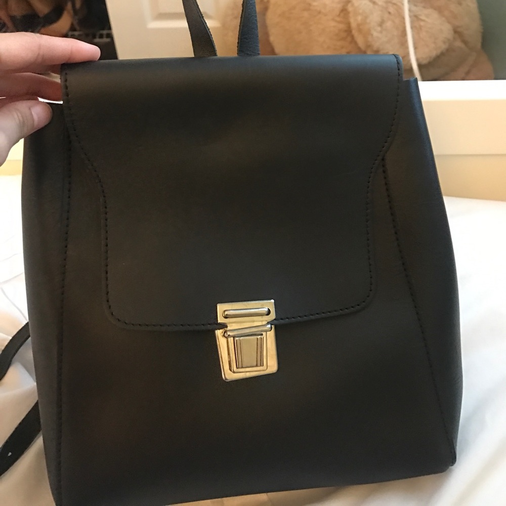 brandy melville back pack