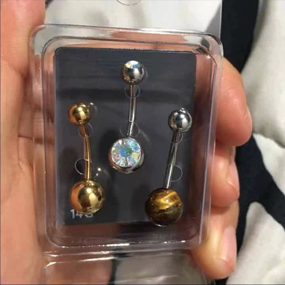 Belly button piercings