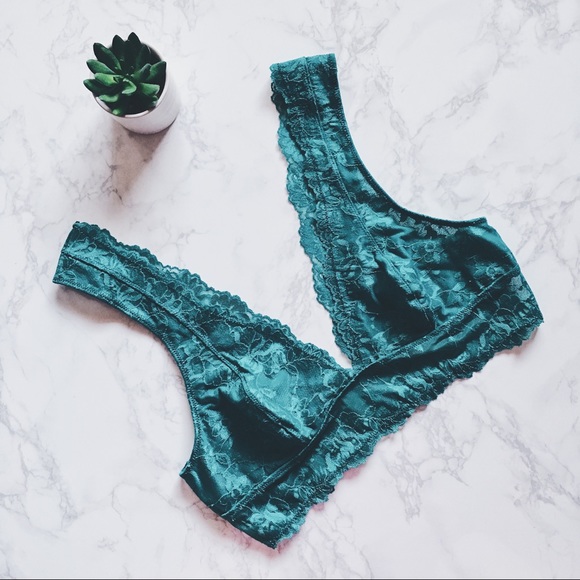 Free People Other - • Free People • Jungle Green Lace Bralette