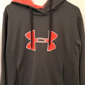 Under Armour Sweatshirt