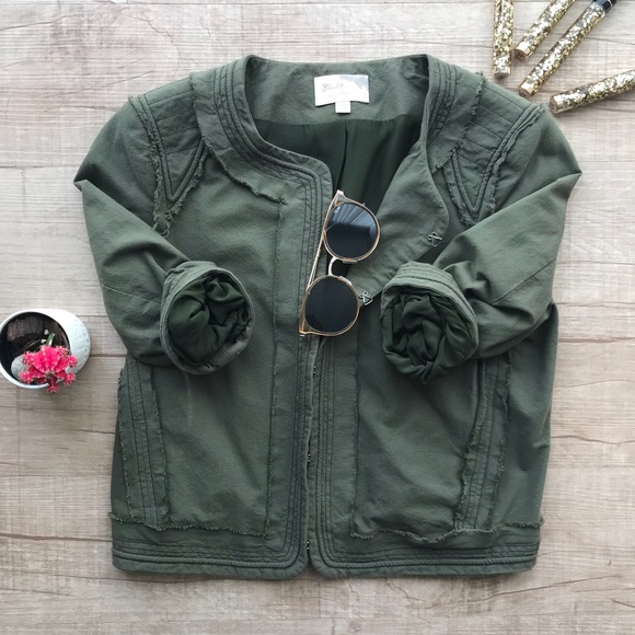 Elizabeth and James Jackets & Blazers - Elizabeth & James Olive Distressed Cropped Jacket