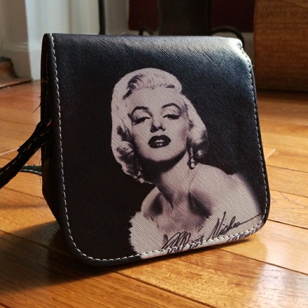 🌺SOLD🌺 Marilyn Monroe crossbody purse