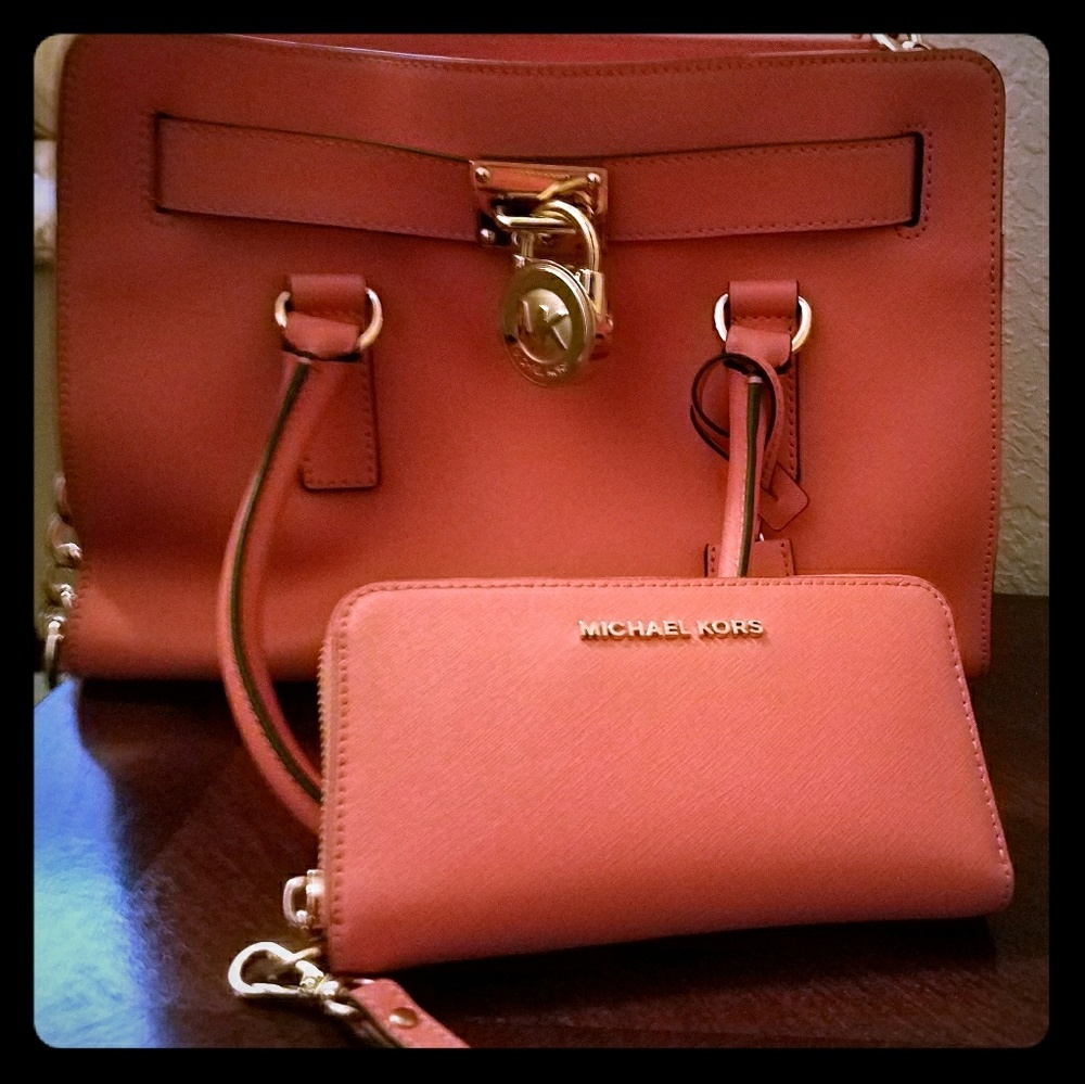 Purse and wallet