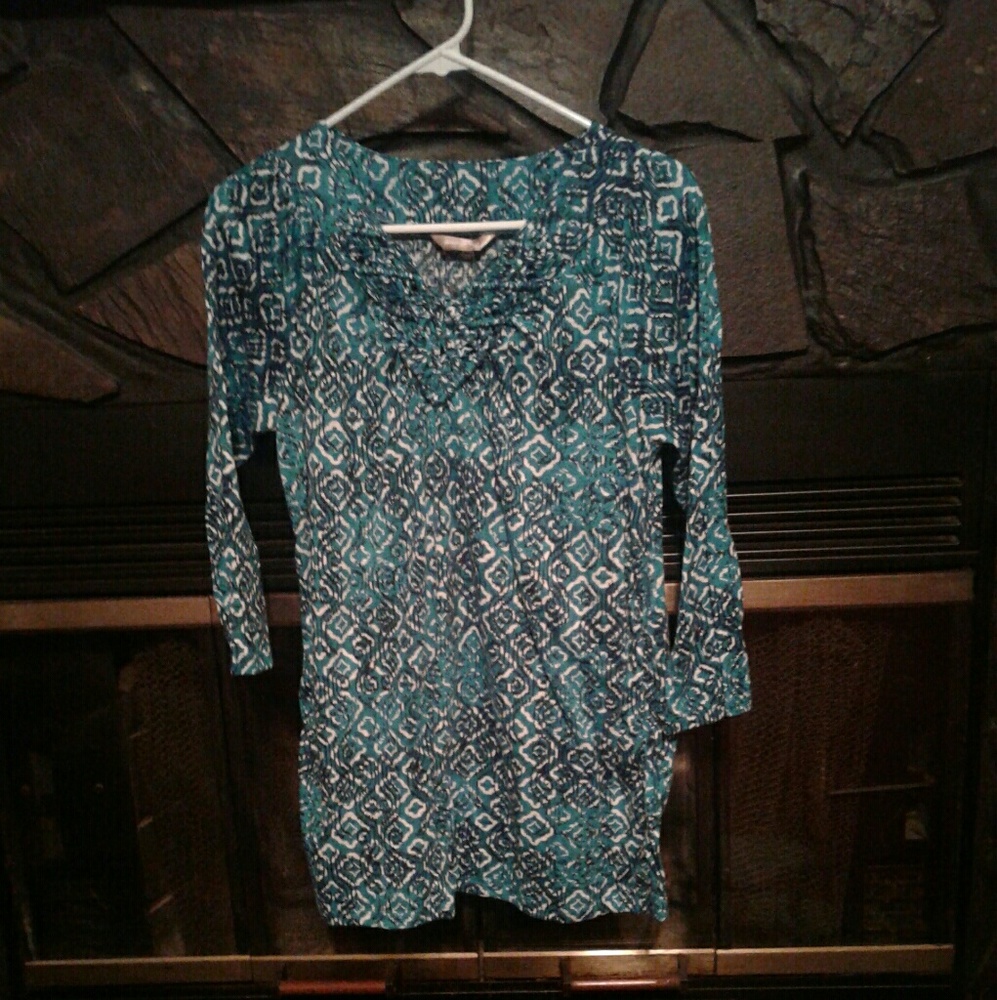 Womens dressy white stag v neck top