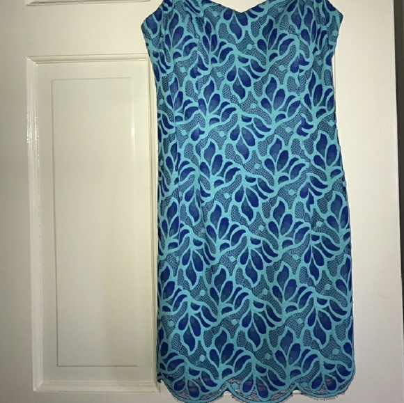 Blue lace dress - Lilly Pulitzer size 2 - Picture 2 of 3