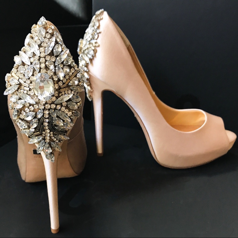 Badgley Mischka Kiara Blush Peep-Toe Pump 6.5 NWOB